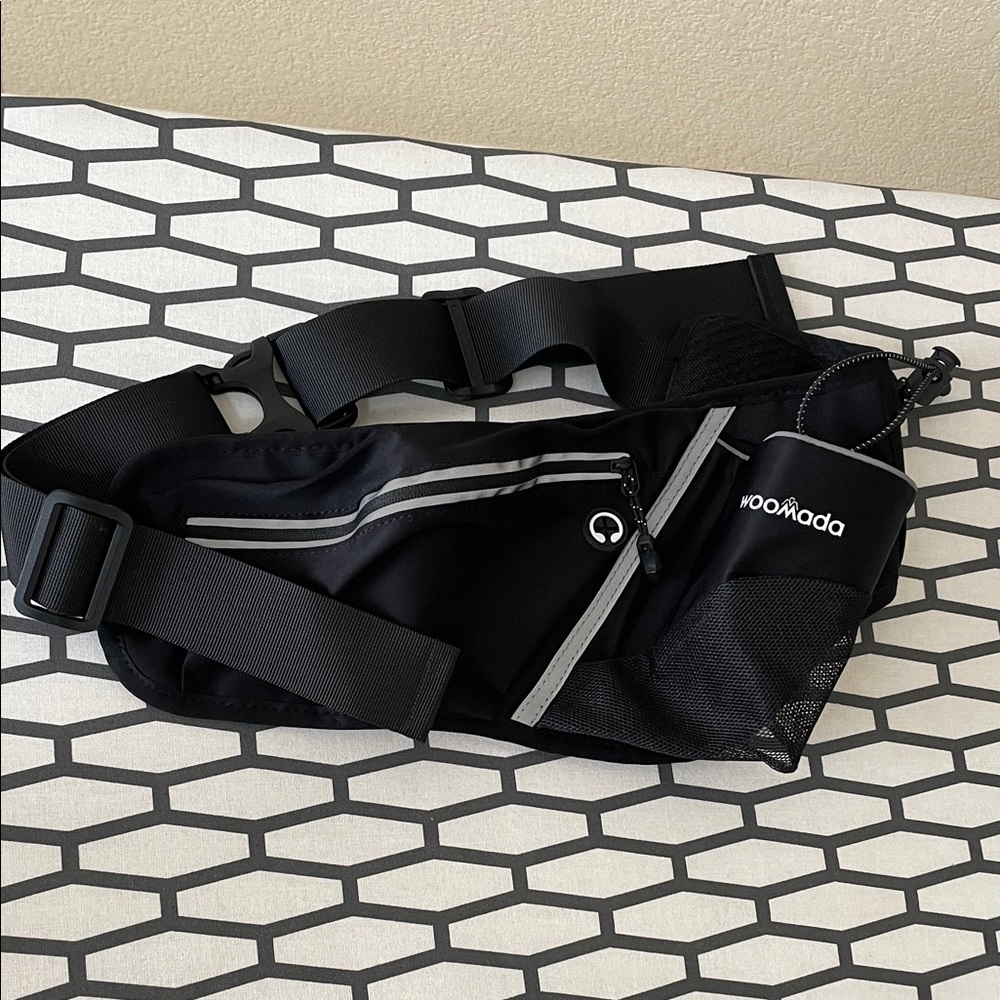 Black Running Belt Bag